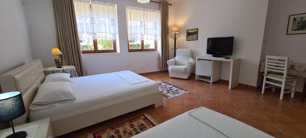 Veranda B&B เบราท ห้อง รูปภาพ